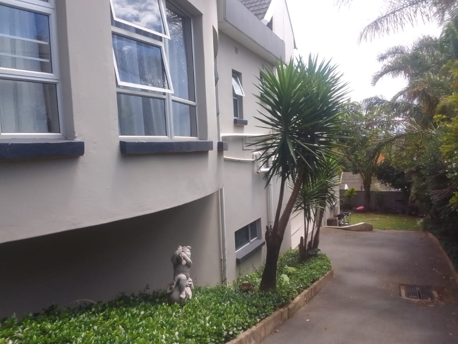 To Let 4 Bedroom Property for Rent in Nahoon Eastern Cape